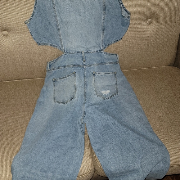 Jean jumpsuit - Picture 4 of 7